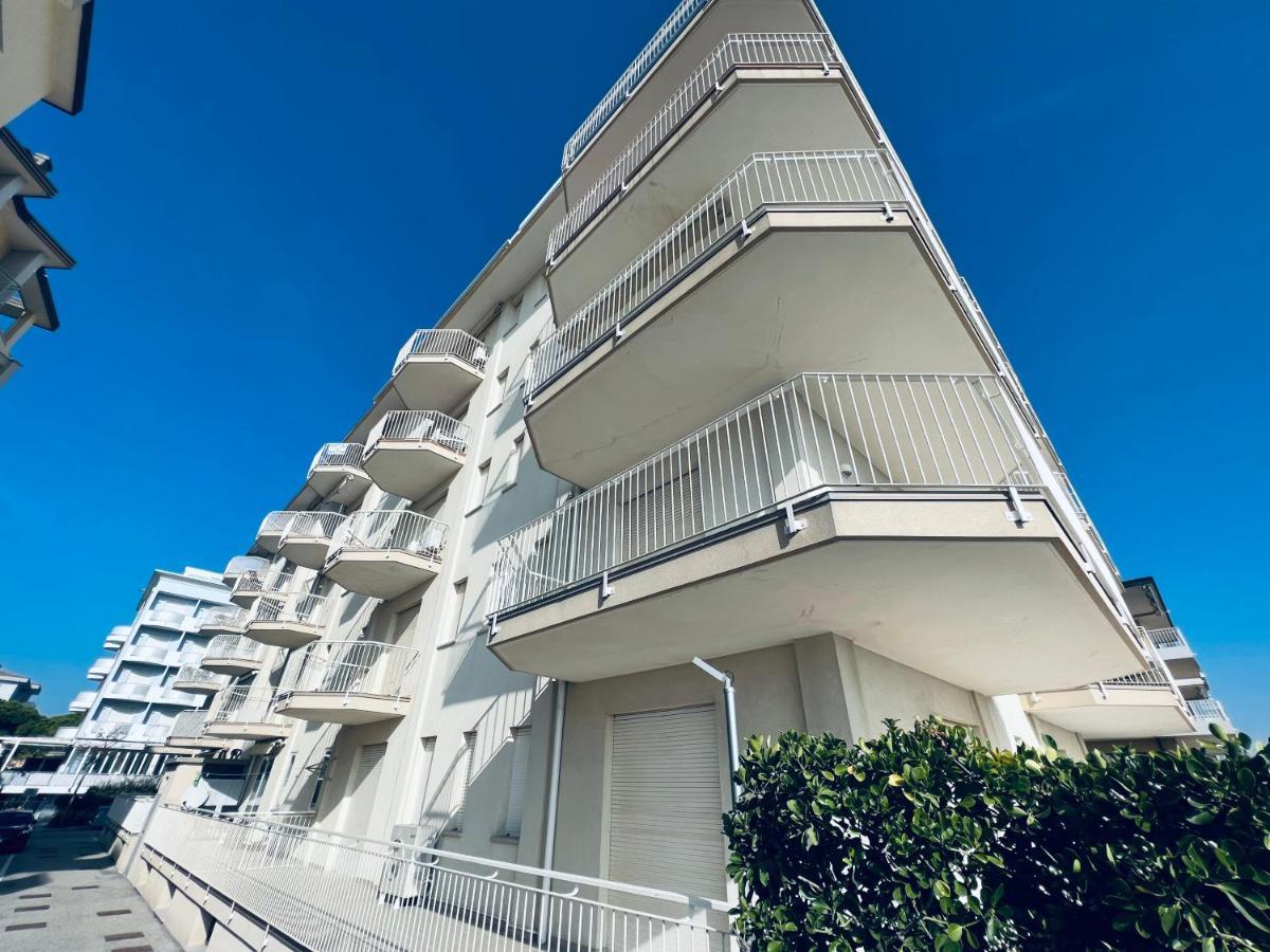 Modern Near The Beach In Italy Appartement Lido di Jesolo